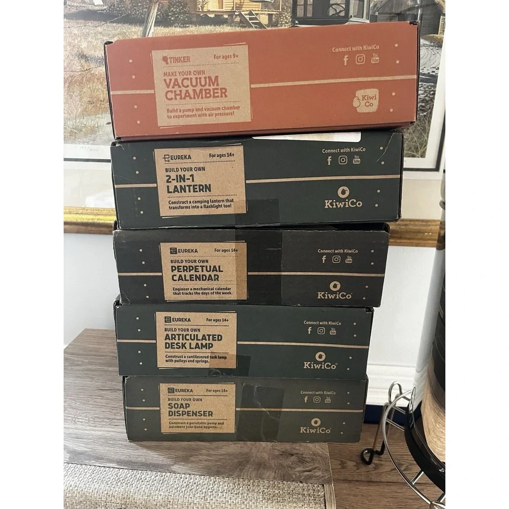 New! Kiwi Co Eureka Crate Lot Of 5 Calendar, Vacuum, Soap, Lamp, Lantern Boxes